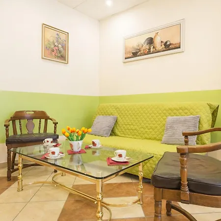 Apartment Downtown Shopping Street Family Polwiejska By Renters *